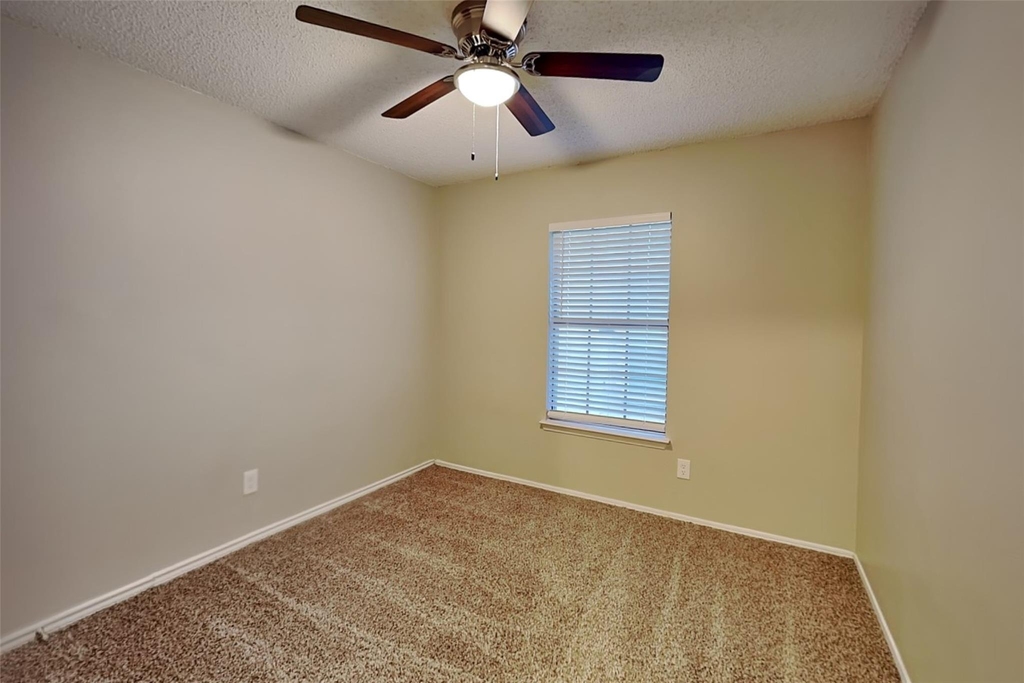 2602 Lake Valley Drive - Photo 15