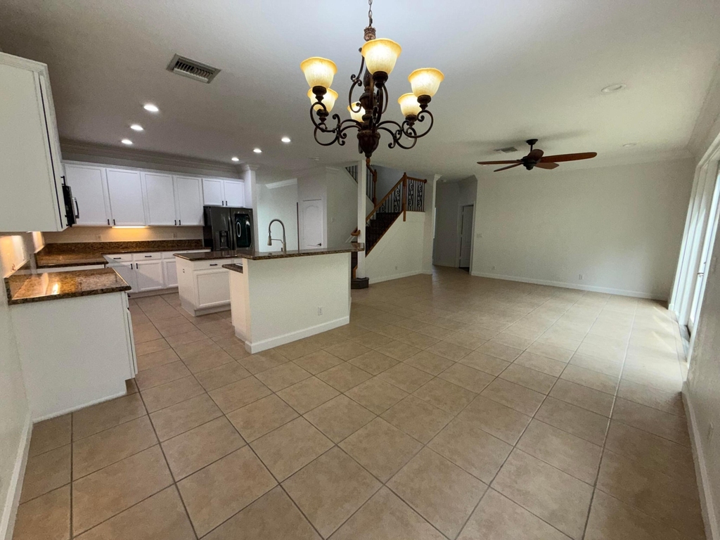 307 Berenger Walk - Photo 10