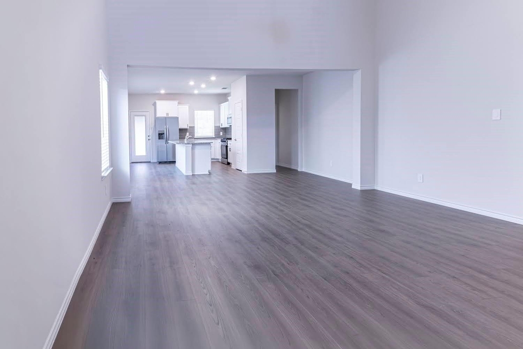 1305 Silent Peak Drive - Photo 6