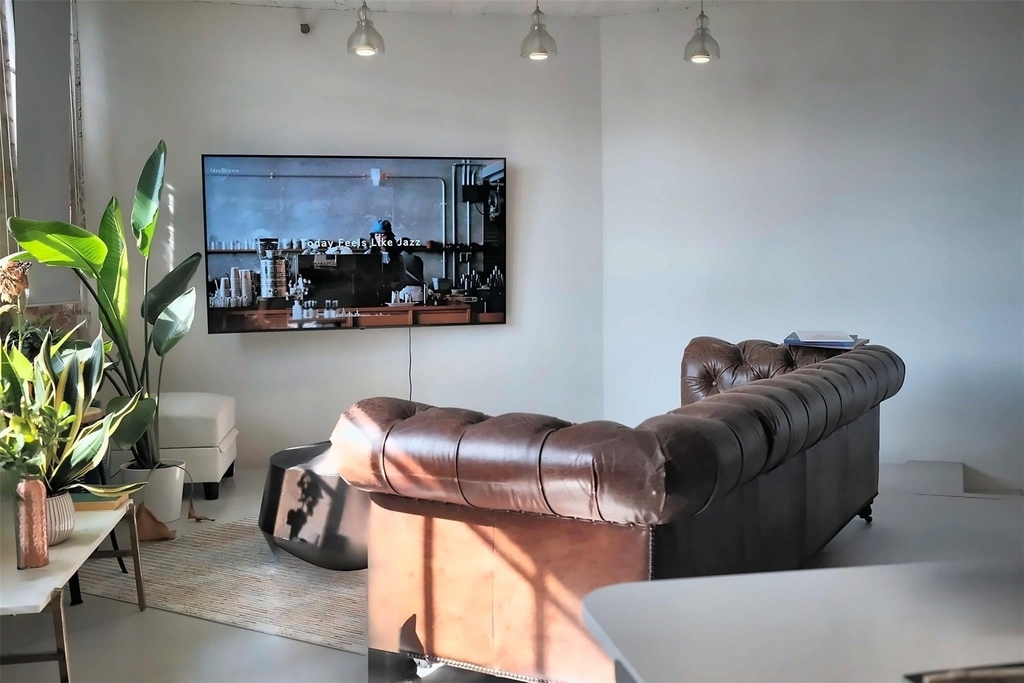 1122 Jackson Street - Photo 6