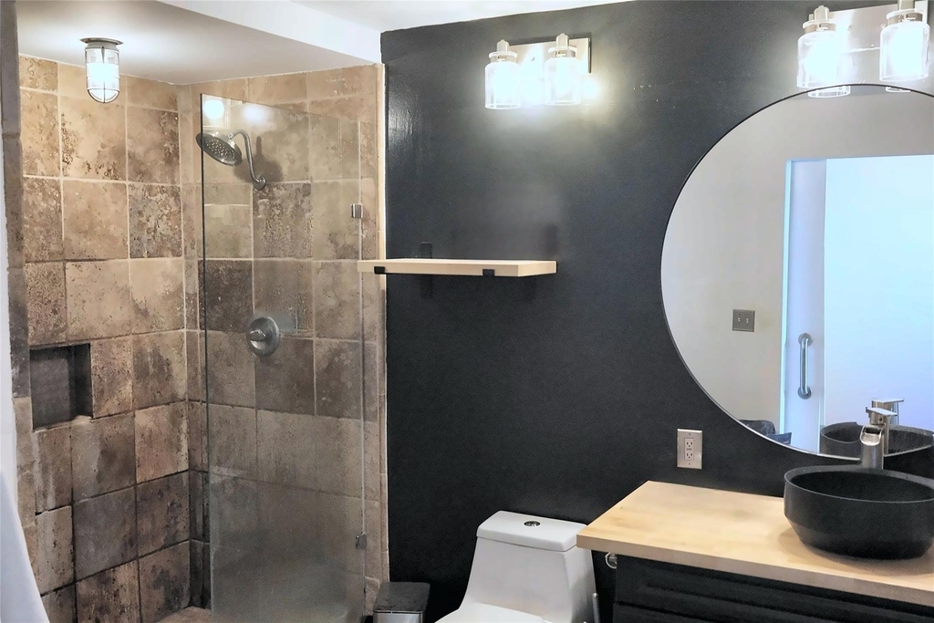 1122 Jackson Street - Photo 14