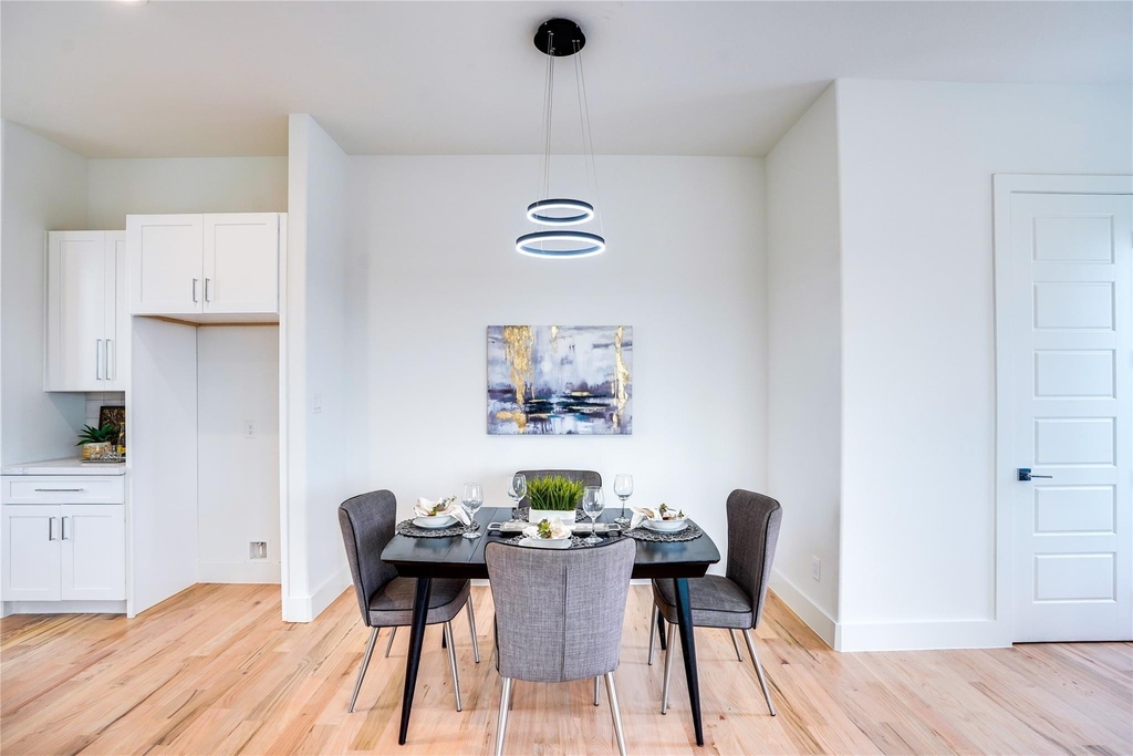1612 Bennett Avenue - Photo 9