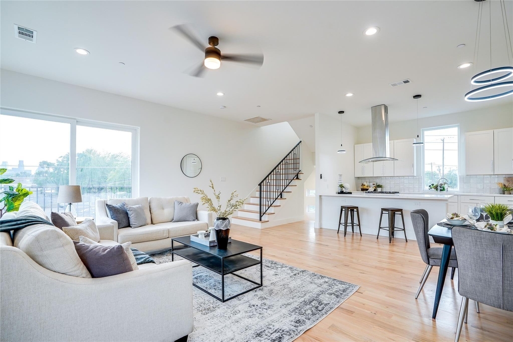 1612 Bennett Avenue - Photo 11