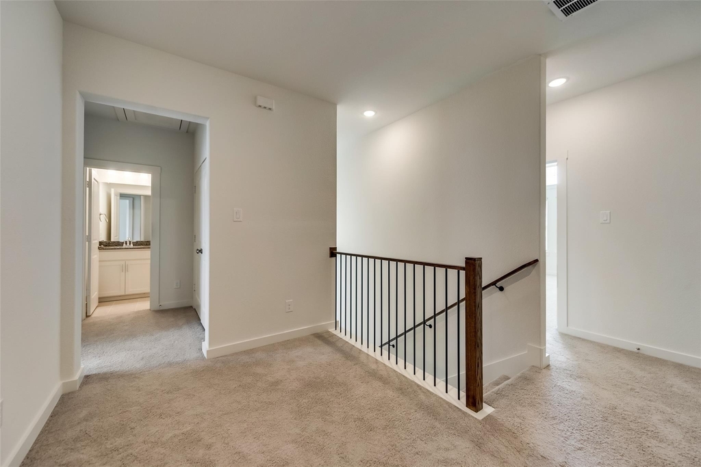 2709 Splendor Drive - Photo 12