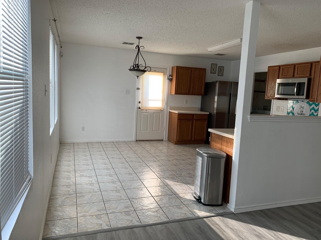 5145 Weather Rock Lane - Photo 7
