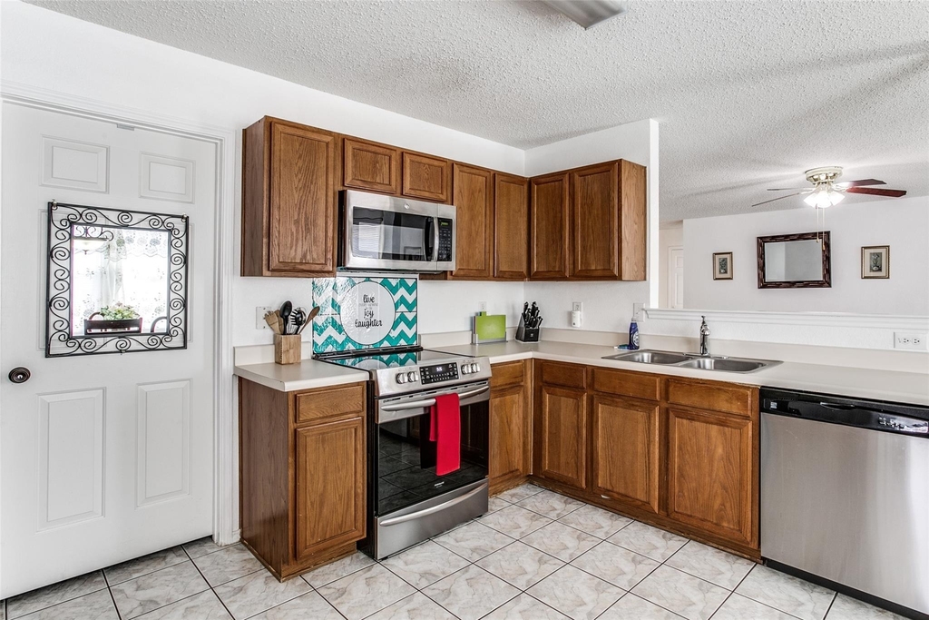 5145 Weather Rock Lane - Photo 11