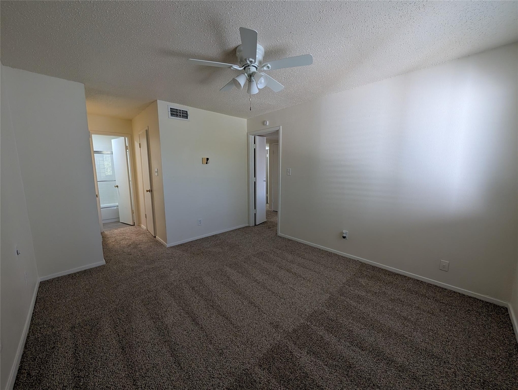 7431 Holly Hill Drive - Photo 9