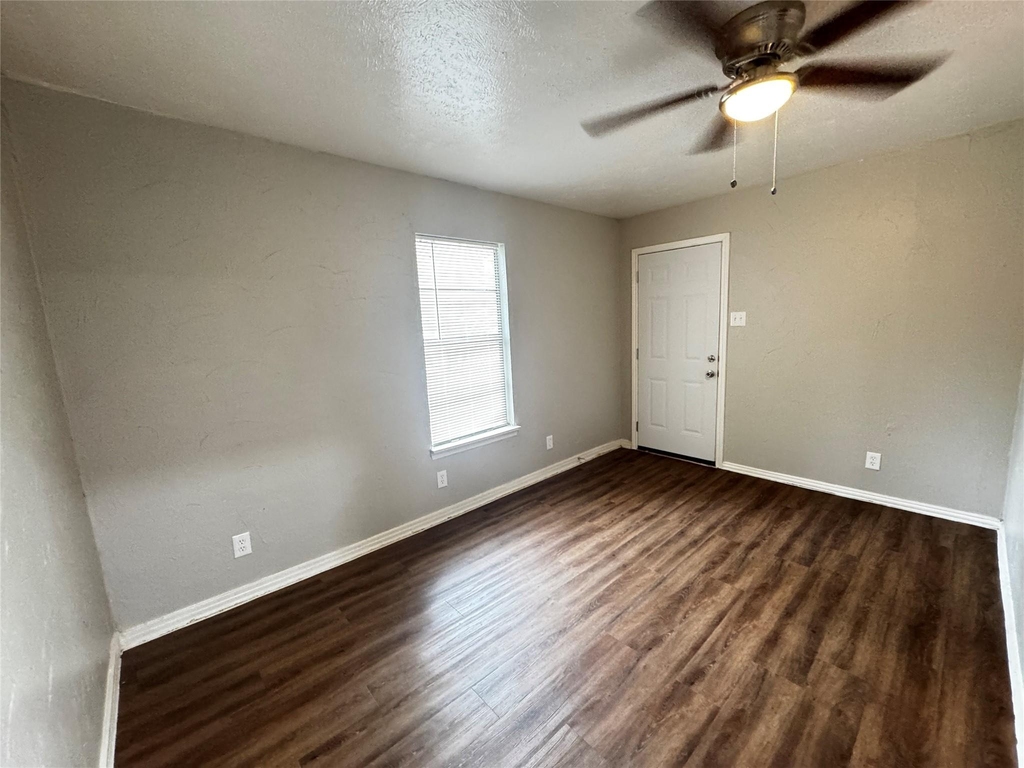 6338 Belgrade Avenue - Photo 13