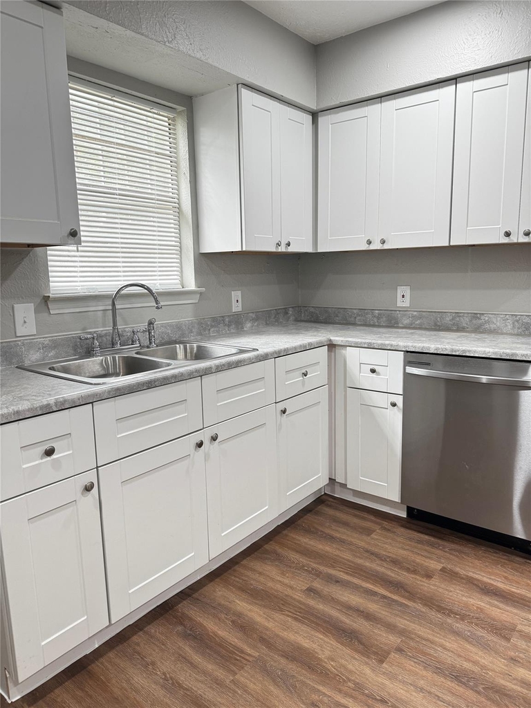 6338 Belgrade Avenue - Photo 8