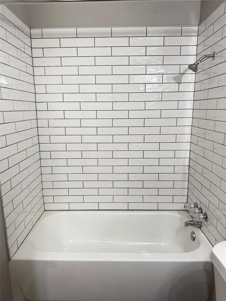 6338 Belgrade Avenue - Photo 12