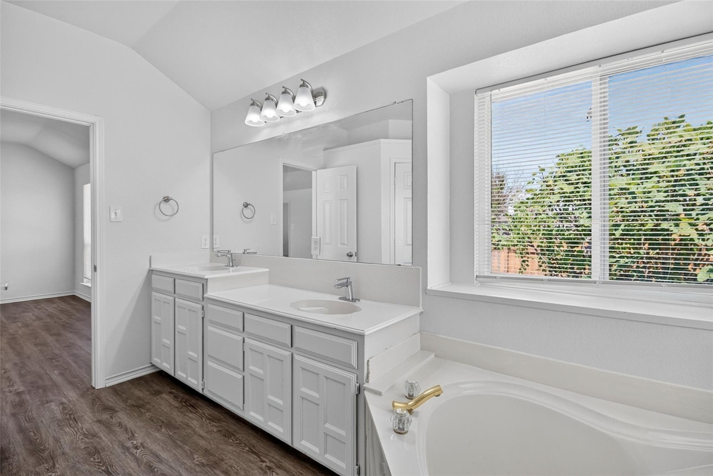 1101 Boyd Drive - Photo 8
