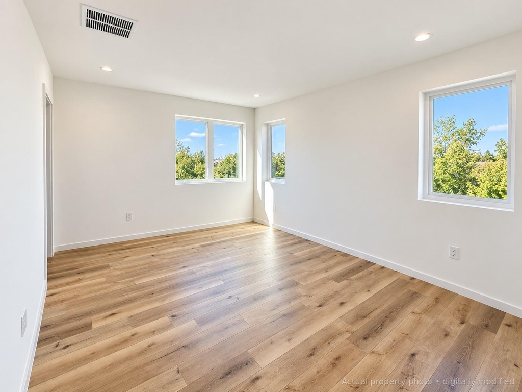 4315 Scurry Street - Photo 5