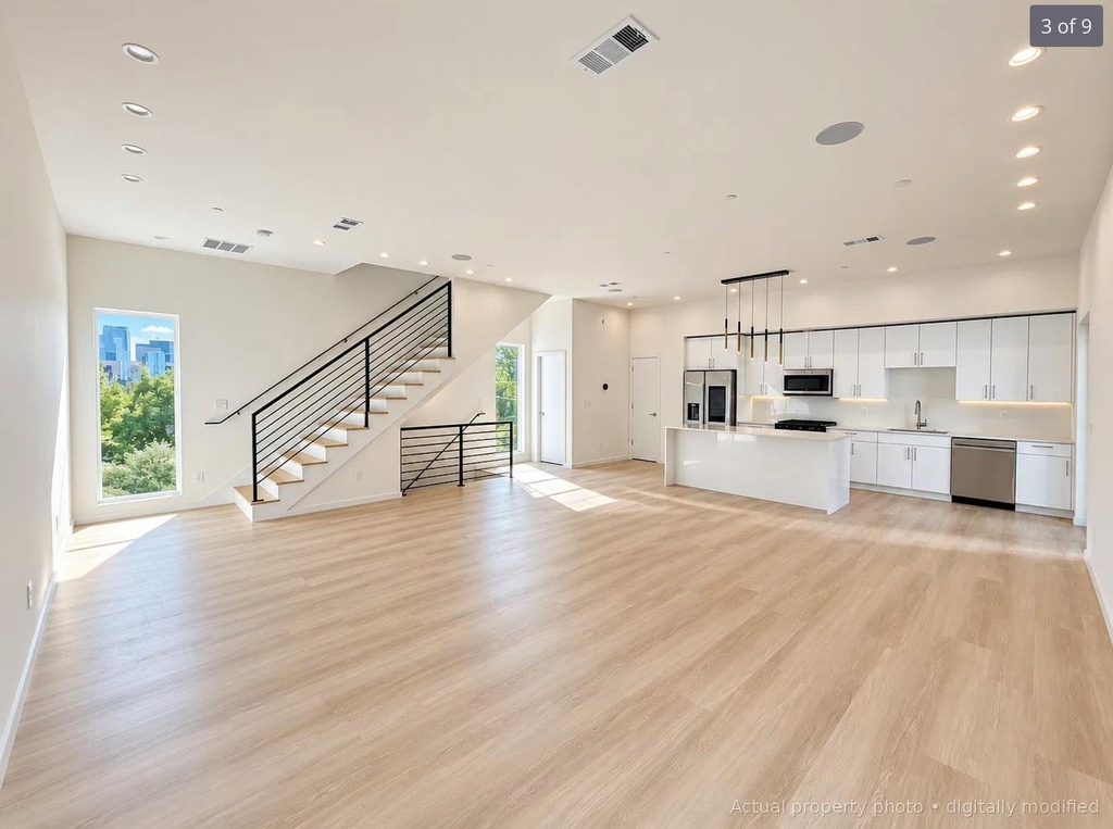 4315 Scurry Street - Photo 2