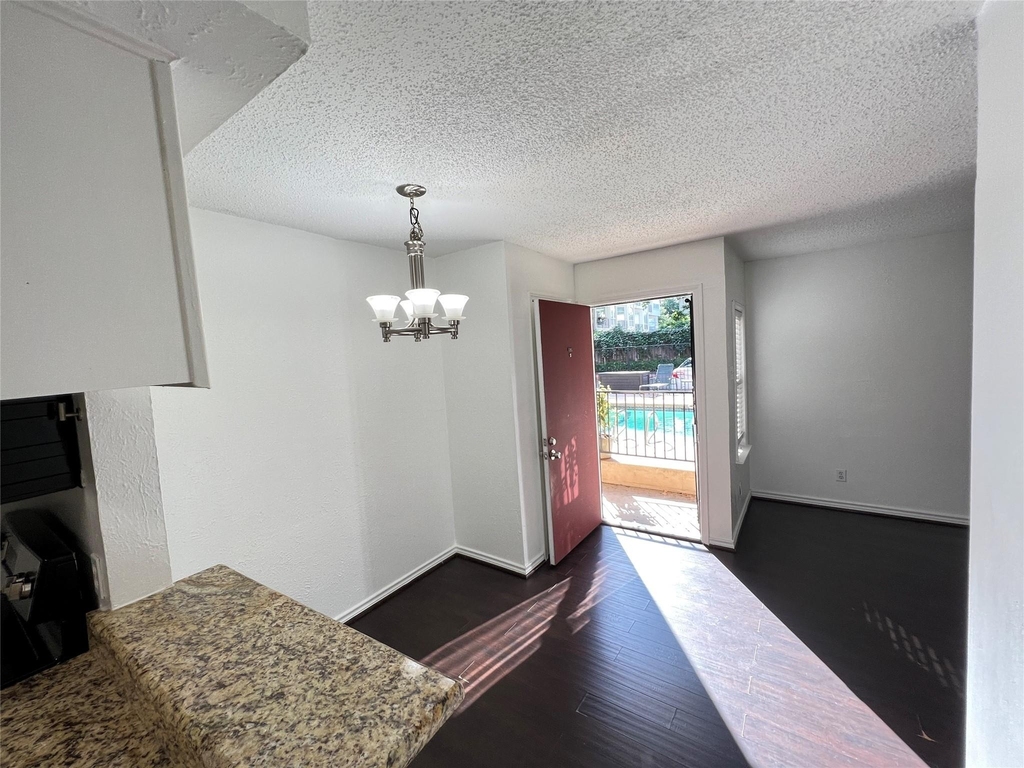 4044 Buena Vista Street - Photo 13
