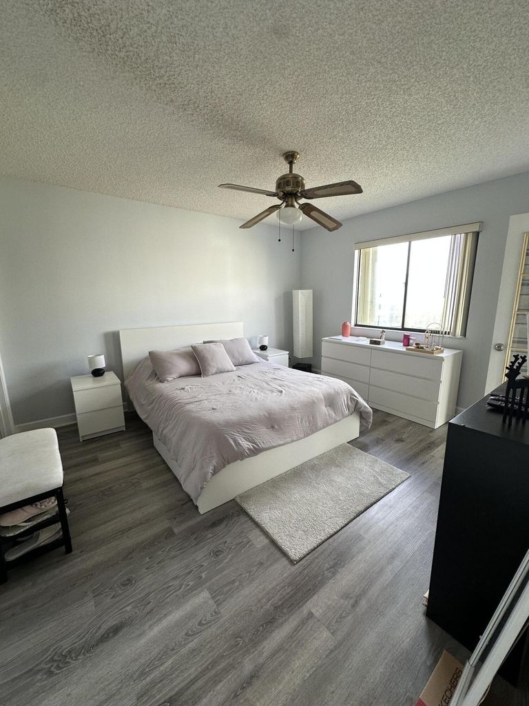 3138 Via Poinciana - Photo 6