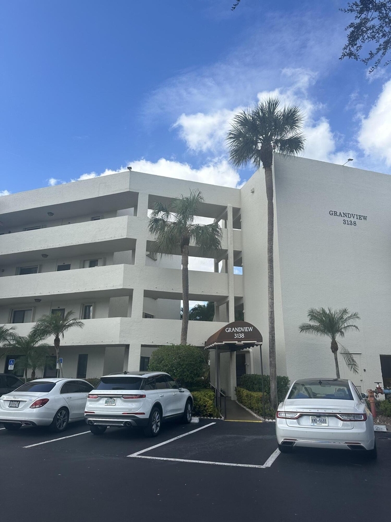 3138 Via Poinciana - Photo 8