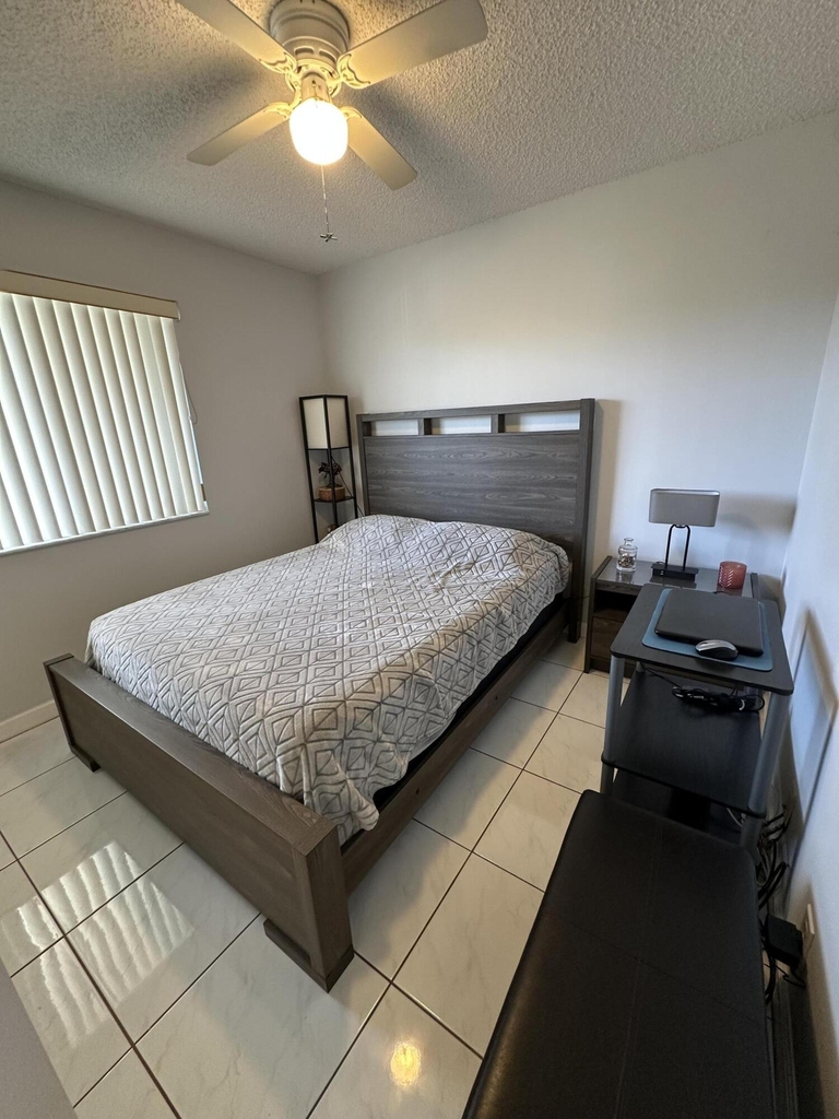 3138 Via Poinciana - Photo 9