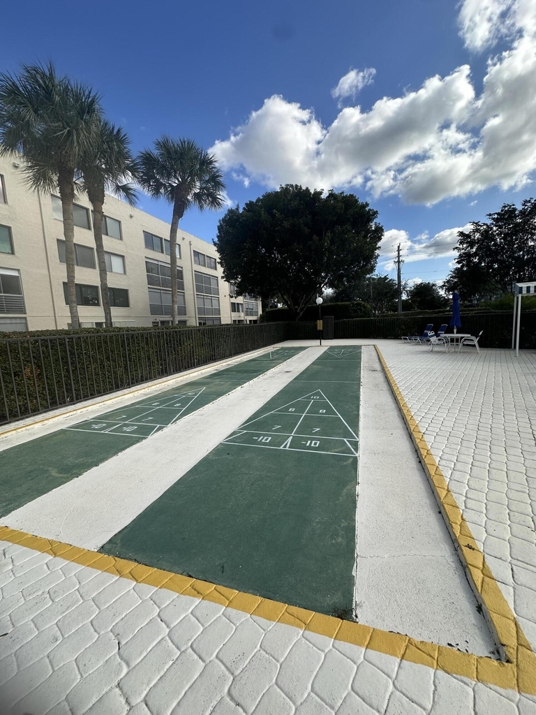 3138 Via Poinciana - Photo 11