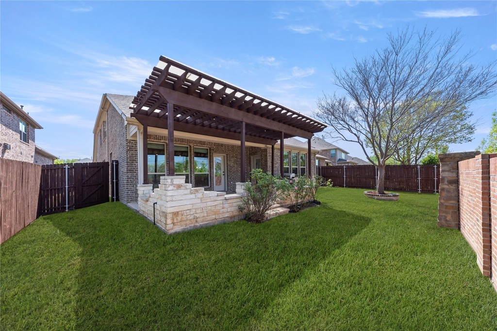 740 Sundrop Drive - Photo 25