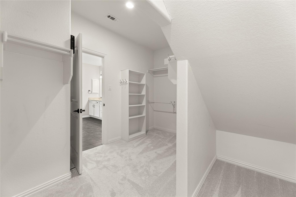740 Sundrop Drive - Photo 16