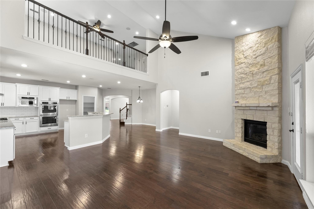 740 Sundrop Drive - Photo 12
