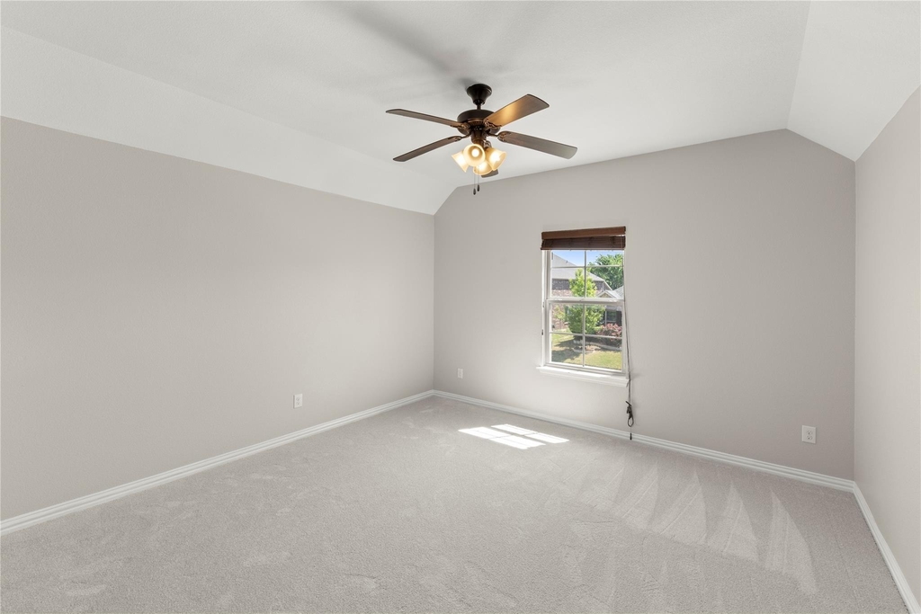 740 Sundrop Drive - Photo 21