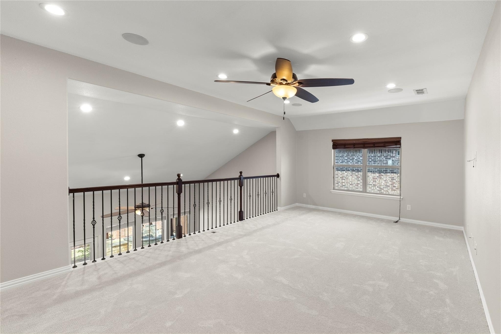 740 Sundrop Drive - Photo 18