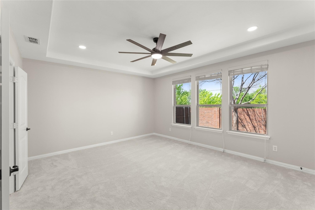 740 Sundrop Drive - Photo 13
