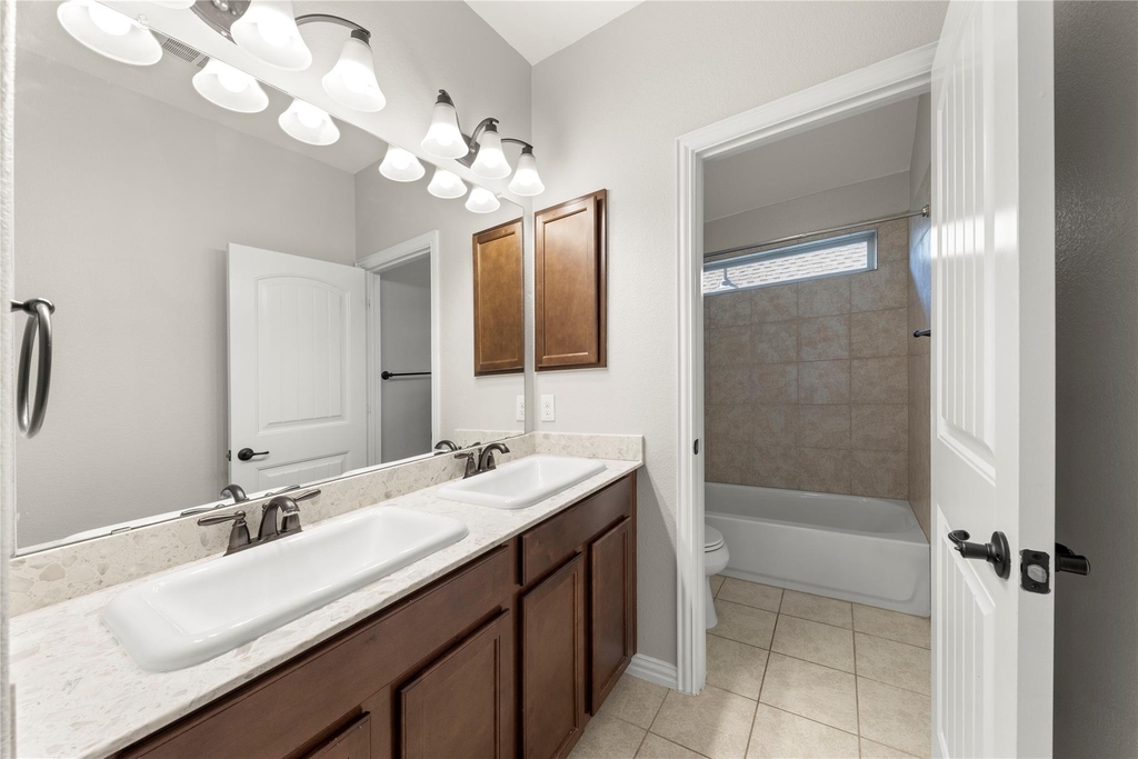 740 Sundrop Drive - Photo 20