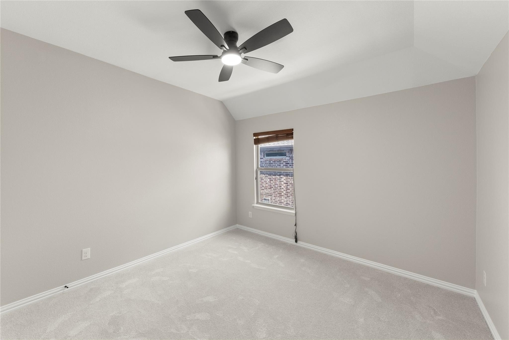 740 Sundrop Drive - Photo 19