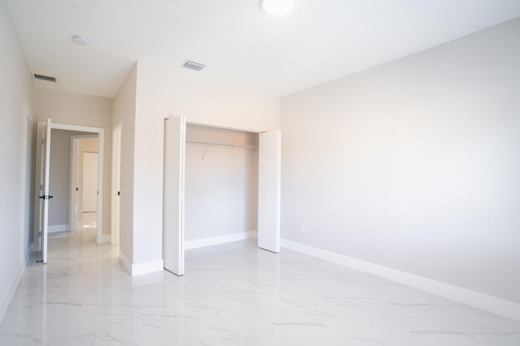 2284 Nw 82nd Street - Photo 11