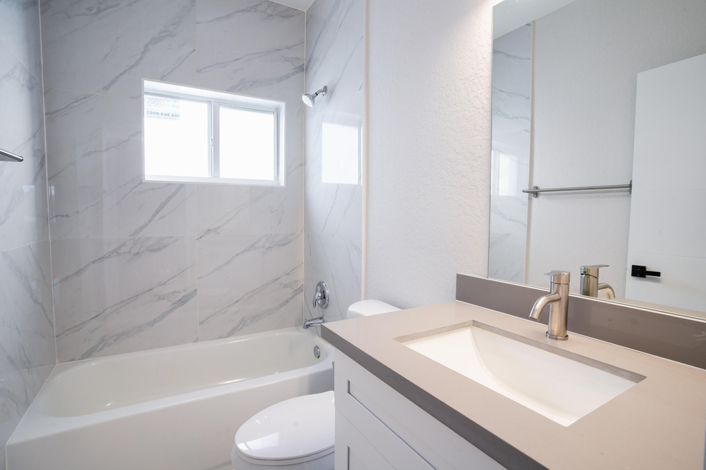 2284 Nw 82nd Street - Photo 13