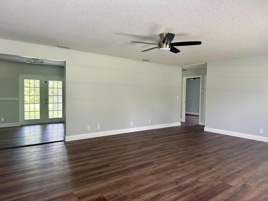 13399 53rd Court N - Photo 10