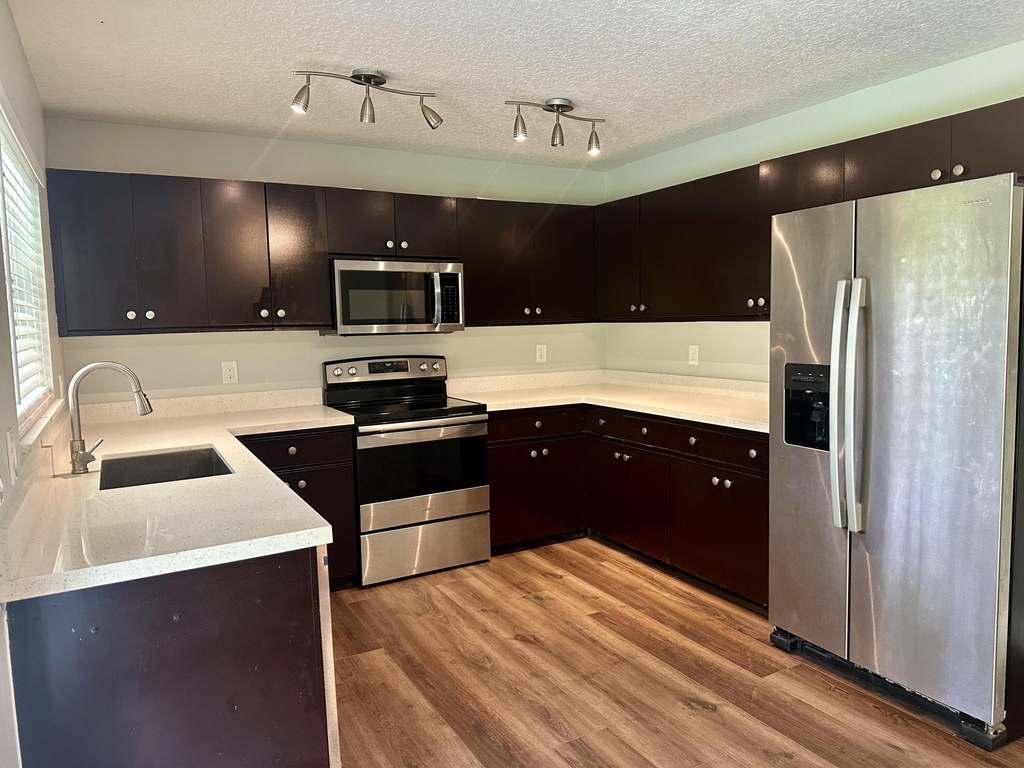 13399 53rd Court N - Photo 18