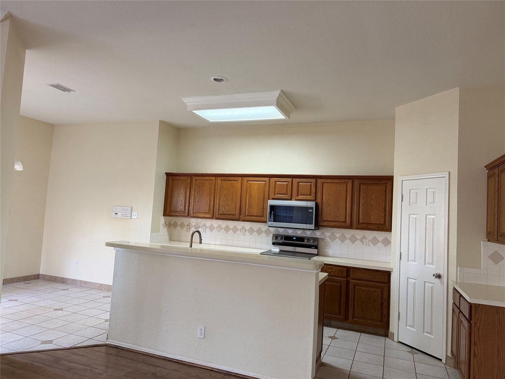 337 Sycamore Drive - Photo 9