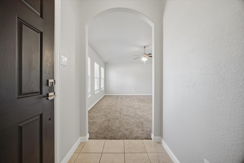 408 Northgate Drive - Photo 4