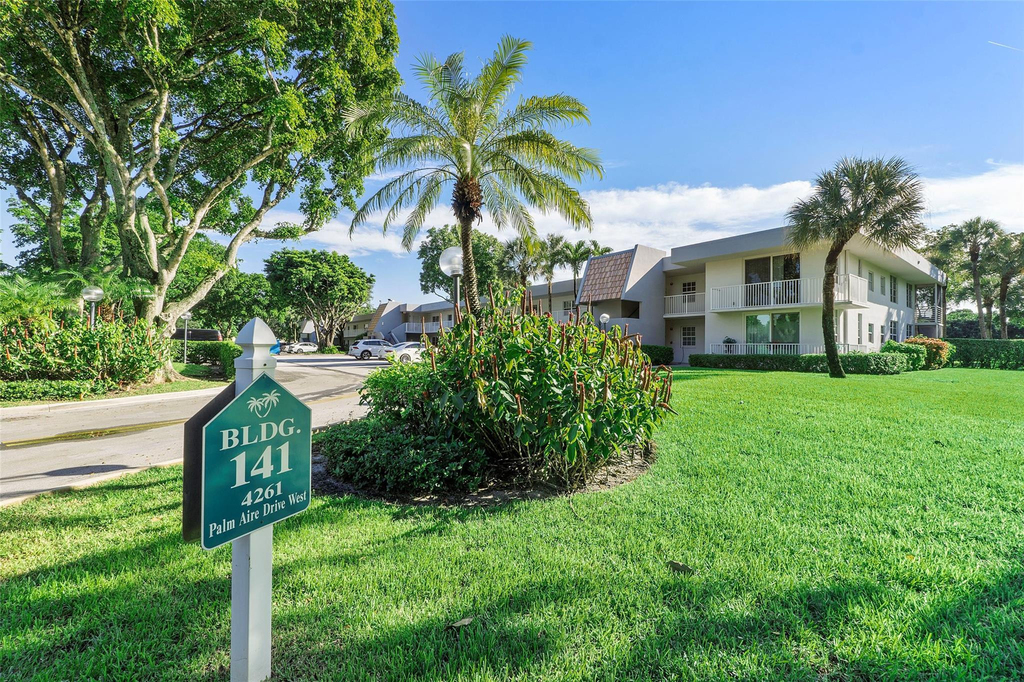 4261 W Palm Aire Drive - Photo 33