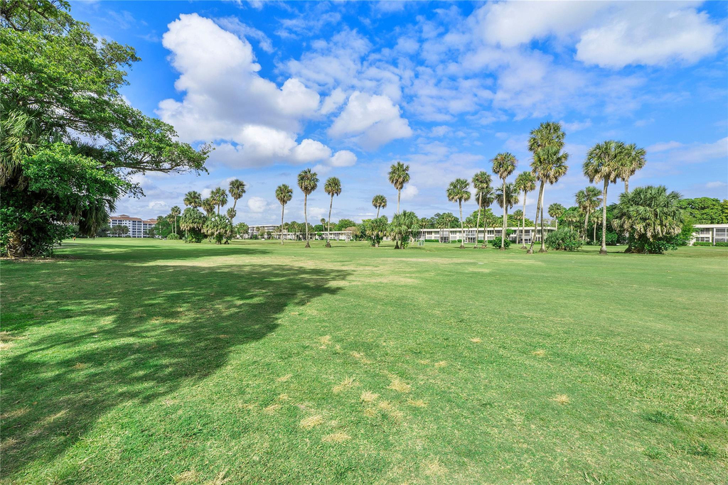 4261 W Palm Aire Drive - Photo 47