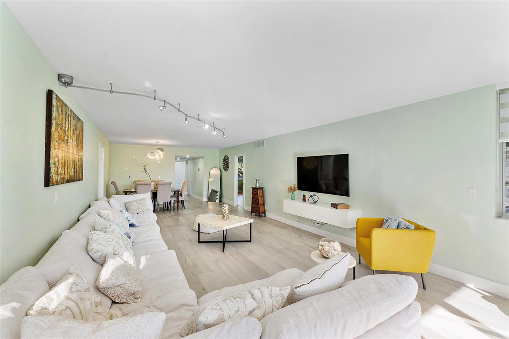 4261 W Palm Aire Drive - Photo 2