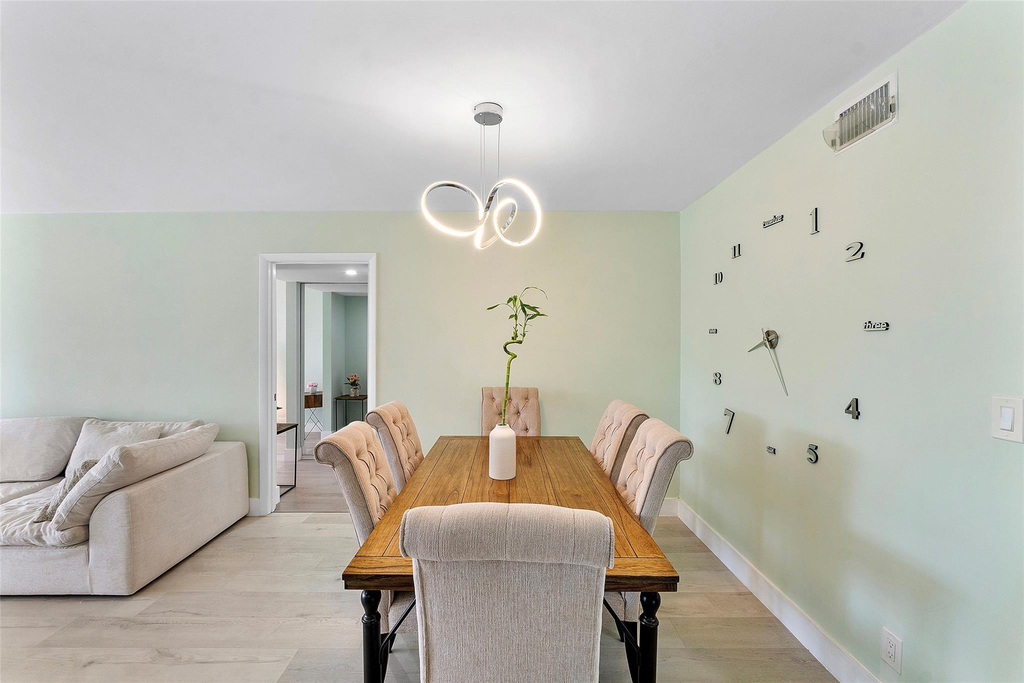 4261 W Palm Aire Drive - Photo 6