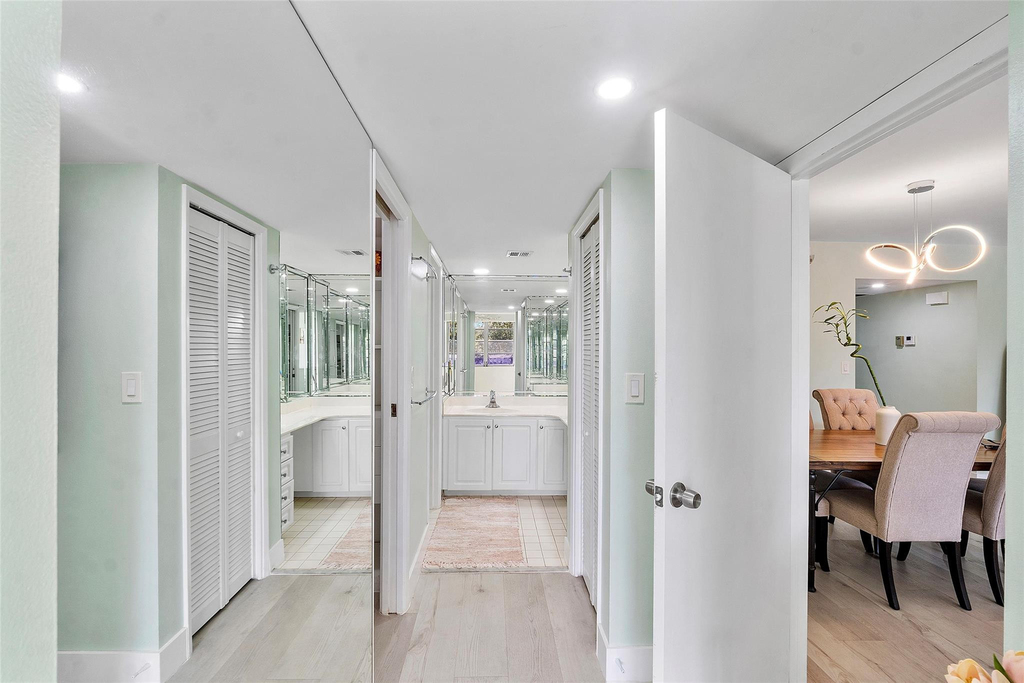 4261 W Palm Aire Drive - Photo 22