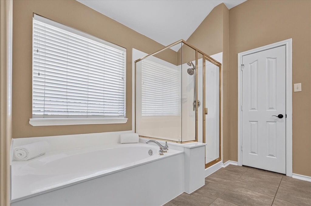 2720 Windstone Way - Photo 19