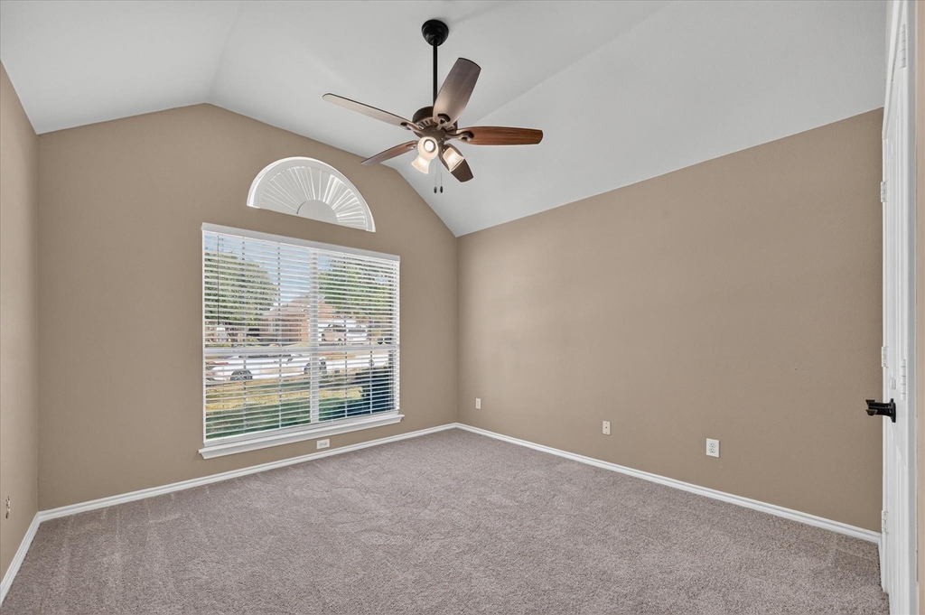 2720 Windstone Way - Photo 14