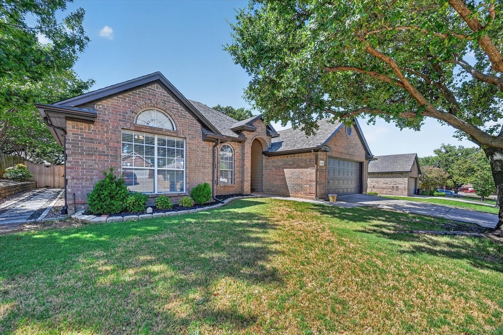 2720 Windstone Way - Photo 2