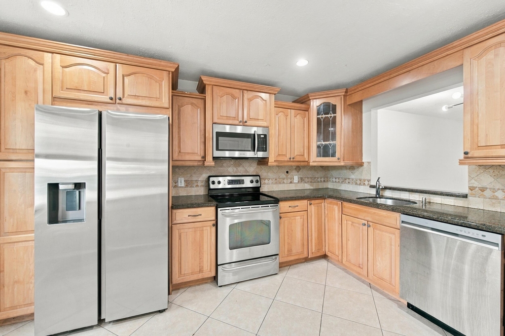 4153 Coral Springs Drive - Photo 7