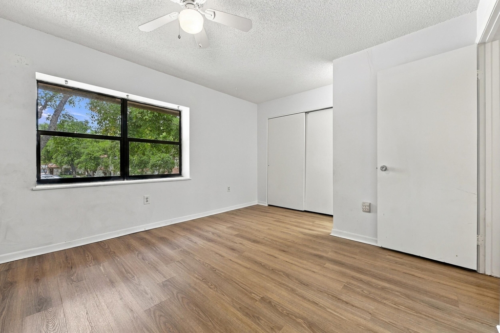4153 Coral Springs Drive - Photo 23