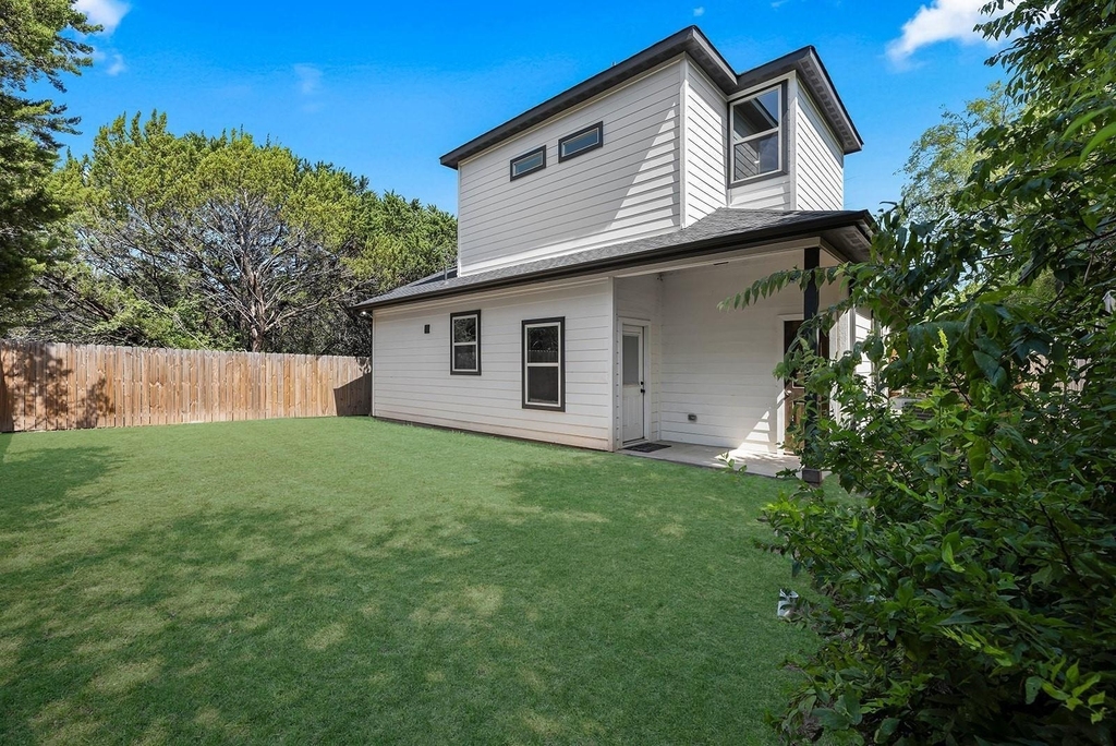 5511 Black Pine Circle - Photo 24