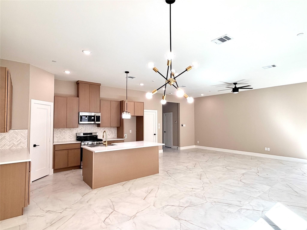 2382 Usman Drive - Photo 1