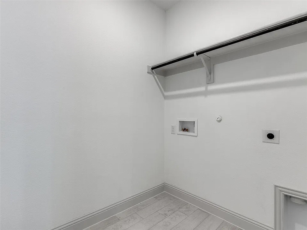 605 Parrino Parkway - Photo 11