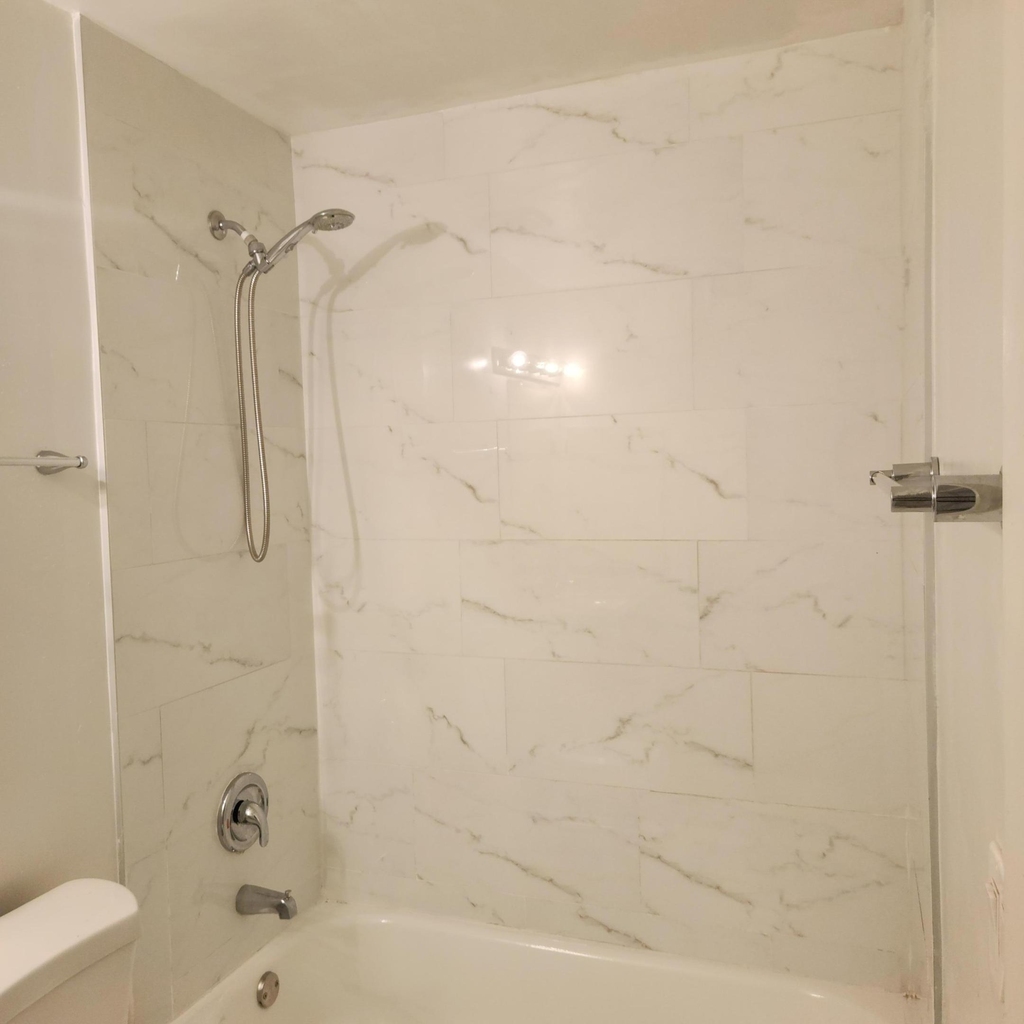 1227 Sw 46th Avenue - Photo 10